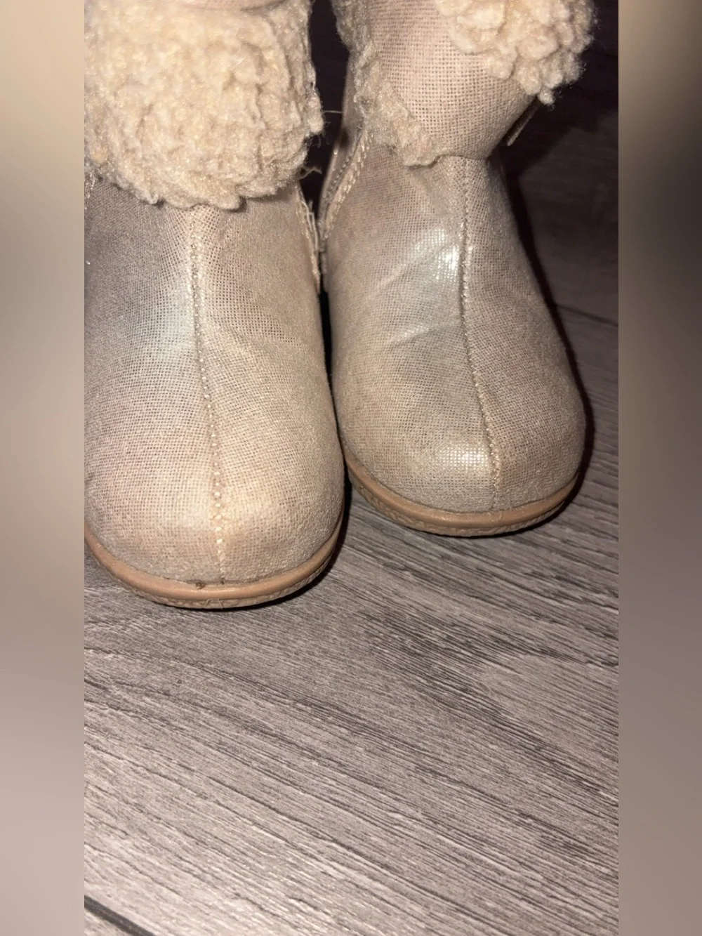 Dora Girls Size 5 Beige Faux Fur Trim Ankle Bootie Boots Round Toe Zip